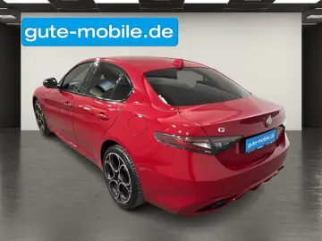 ALFA ROMEO Giulia 2.0 Competizione Q4   MATRIX   19  LM