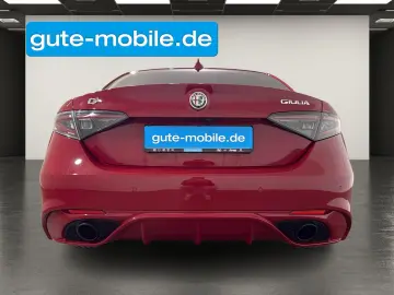 ALFA ROMEO Giulia 2.0 Competizione Q4   MATRIX   19  LM