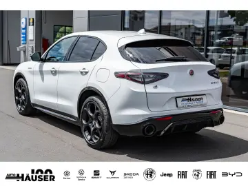 ALFA ROMEO Stelvio Veloce 2.0 Turbo AT8 Q4 PREMIUM ASSISTEN
