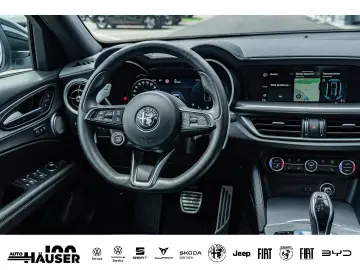 ALFA ROMEO Stelvio Veloce 2.0 Turbo AT8 Q4 PREMIUM ASSISTEN