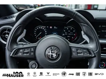 ALFA ROMEO Stelvio Veloce 2.0 Turbo AT8 Q4 PREMIUM ASSISTEN