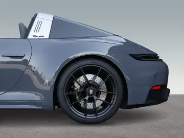 PORSCHE 992 911 Targa 4 GTS Surround View Sitzbelüftung