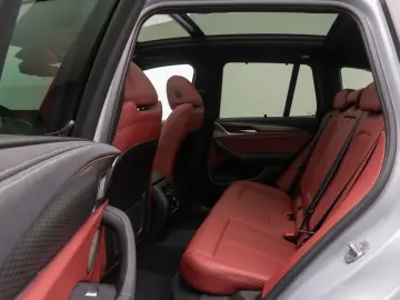 BMW X3 M40i