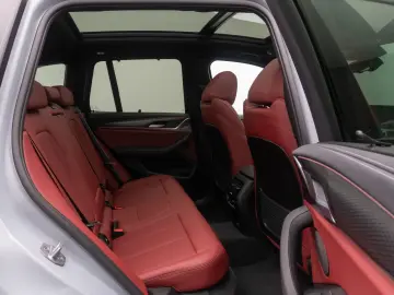 BMW X3 M40i