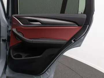 BMW X3 M40i