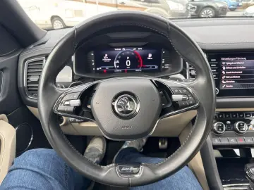 SKODA Kodiaq 2.0 TDI L&K 4x4 Panor. Standh. 360