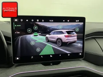 SKODA Kodiaq 2.0 4x4 Selection 7SITZ PANO AHK 360 HUD
