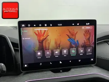 SKODA Kodiaq 2.0 4x4 Selection 7SITZ PANO AHK 360 HUD