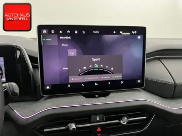 SKODA Kodiaq 2.0 4x4 Selection 7SITZ PANO AHK 360 HUD