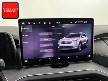 SKODA Kodiaq 2.0 4x4 Selection 7SITZ PANO AHK 360 HUD
