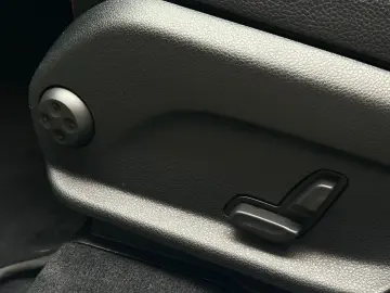 MERCEDES-BENZ GLC43 AMG 4M