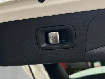 MERCEDES-BENZ GLC43 AMG 4M