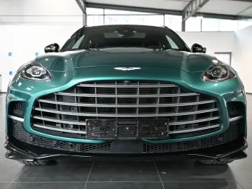 ASTON MARTIN DBX 707   Racing Green   Garantie 2027   AHK