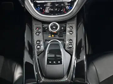 ASTON MARTIN DBX 707   Racing Green   Garantie 2027   AHK