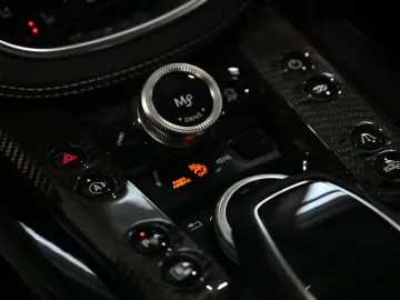 ASTON MARTIN DBX 707   Racing Green   Garantie 2027   AHK