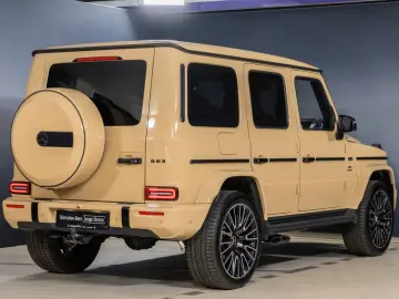 MERCEDES-BENZ G 63 AMG Superior