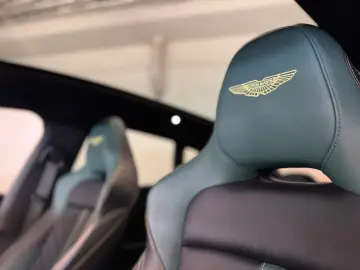 ASTON MARTIN DBX 707   AMR Podium Green   Pano
