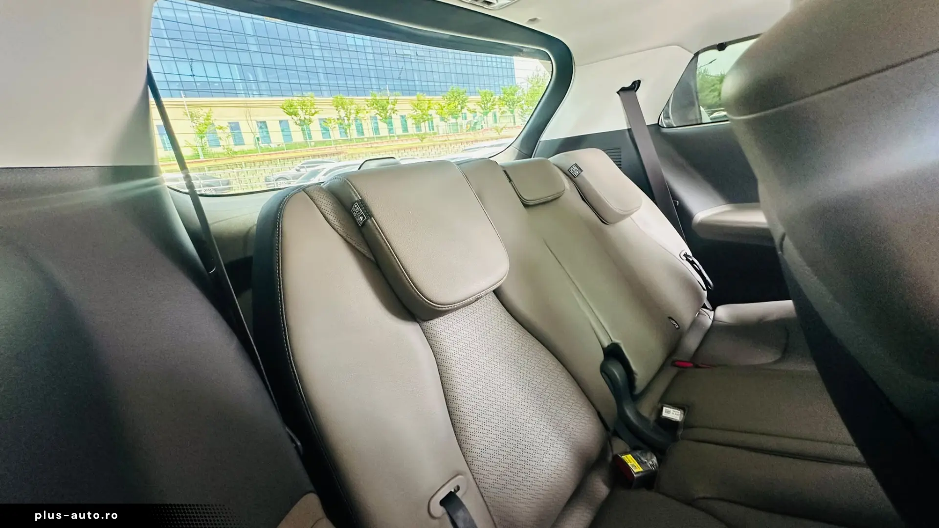 Kia Carnival 2024 LED 7 locuri Garantie 36 luni