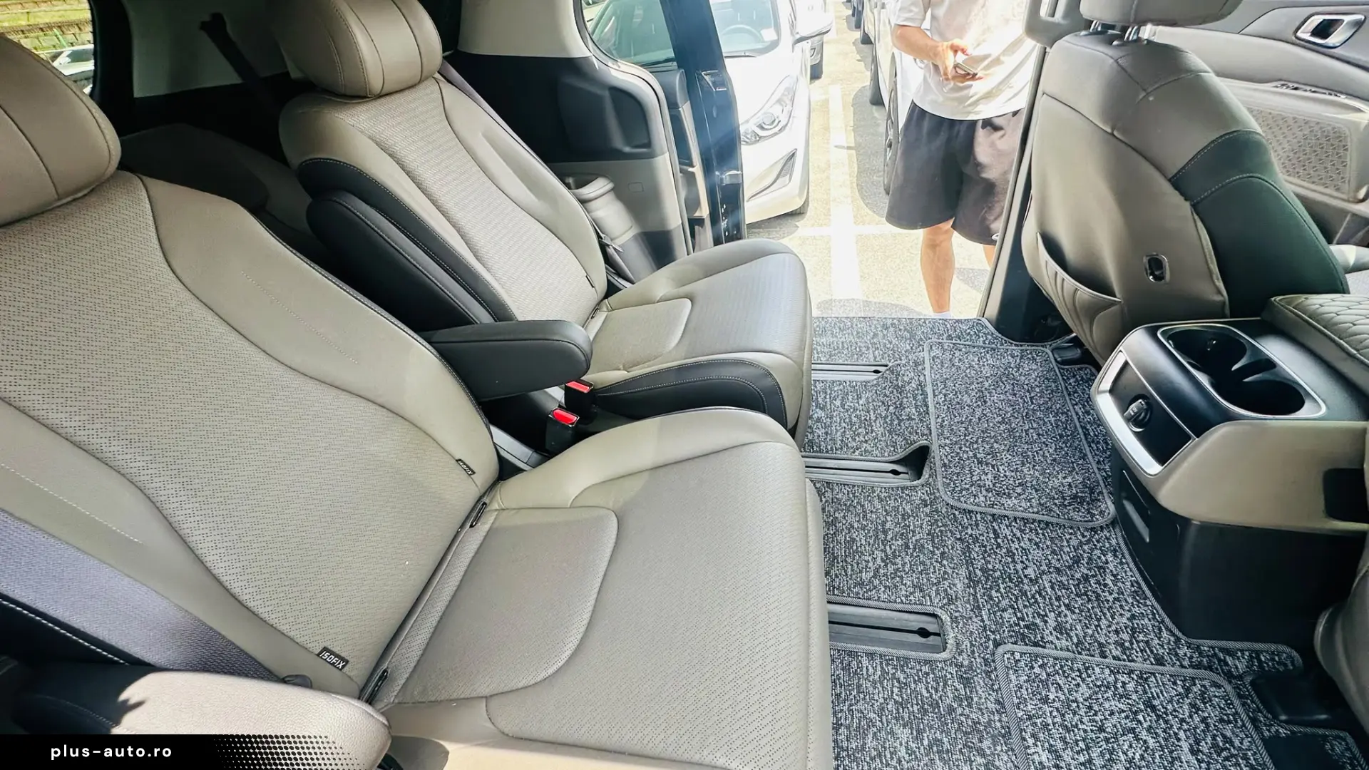 Kia Carnival 2024 LED 7 locuri Garantie 36 luni