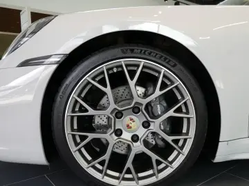 PORSCHE 911 (992) Carrera Cabriolet SportDesign Sportabg