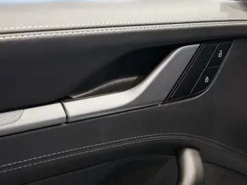 PORSCHE 911 (992) Carrera Cabriolet SportDesign Sportabg