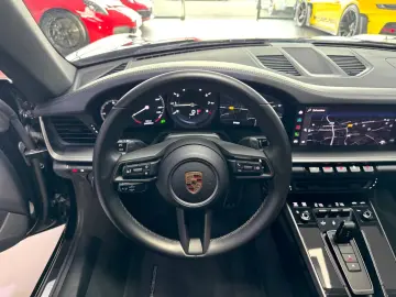 PORSCHE 992-911 CARRERA COUPE SPORTSITZE BOSE KAMERA 20