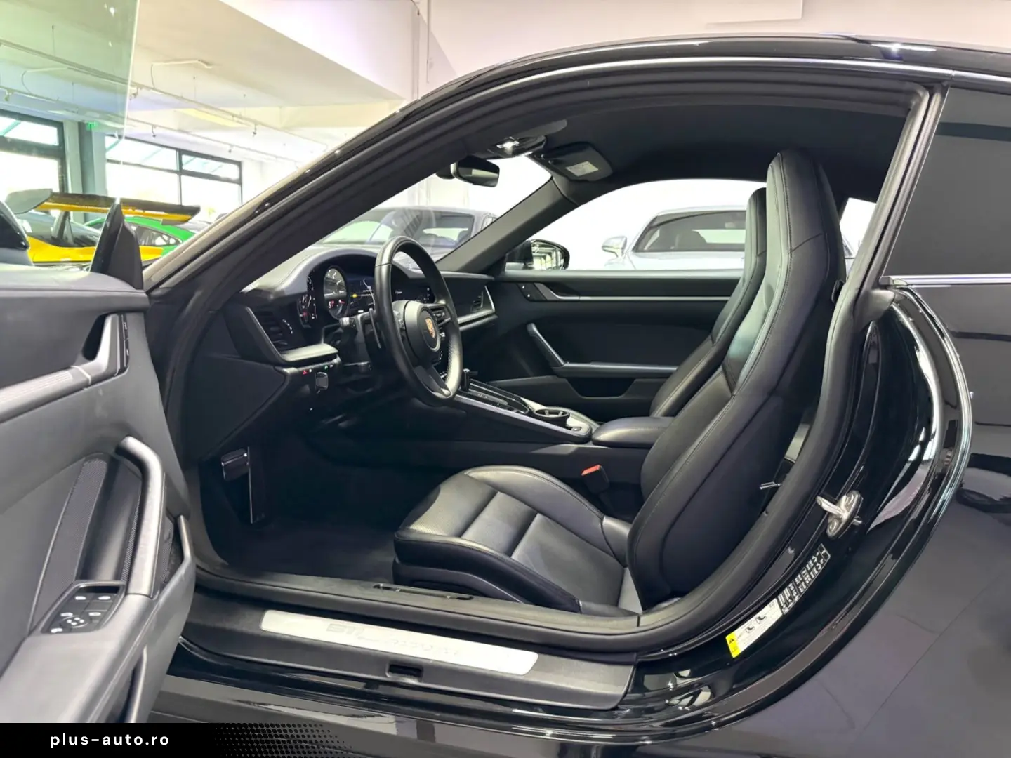 PORSCHE 992-911 CARRERA COUPE SPORTSITZE BOSE KAMERA 20