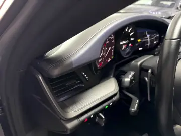 PORSCHE 992-911 CARRERA COUPE SPORTSITZE BOSE KAMERA 20