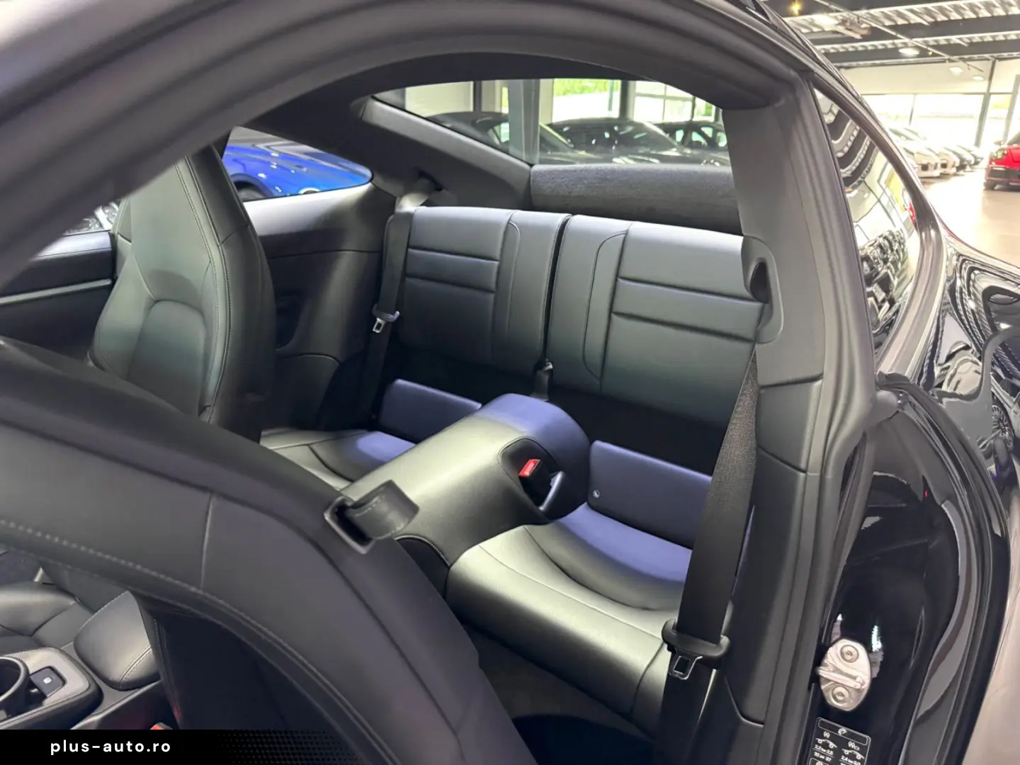 PORSCHE 992-911 CARRERA COUPE SPORTSITZE BOSE KAMERA 20