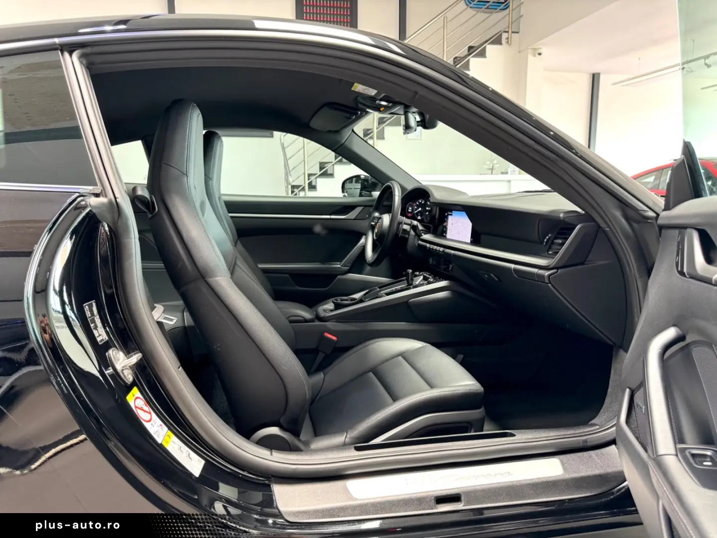 PORSCHE 992-911 CARRERA COUPE SPORTABGAS SPORTSITZE BOSE