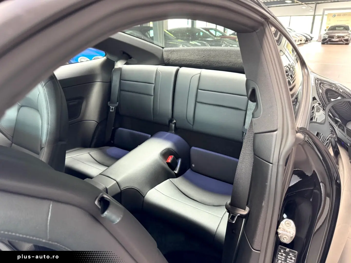 PORSCHE 992-911 CARRERA COUPE SPORTABGAS SPORTSITZE BOSE