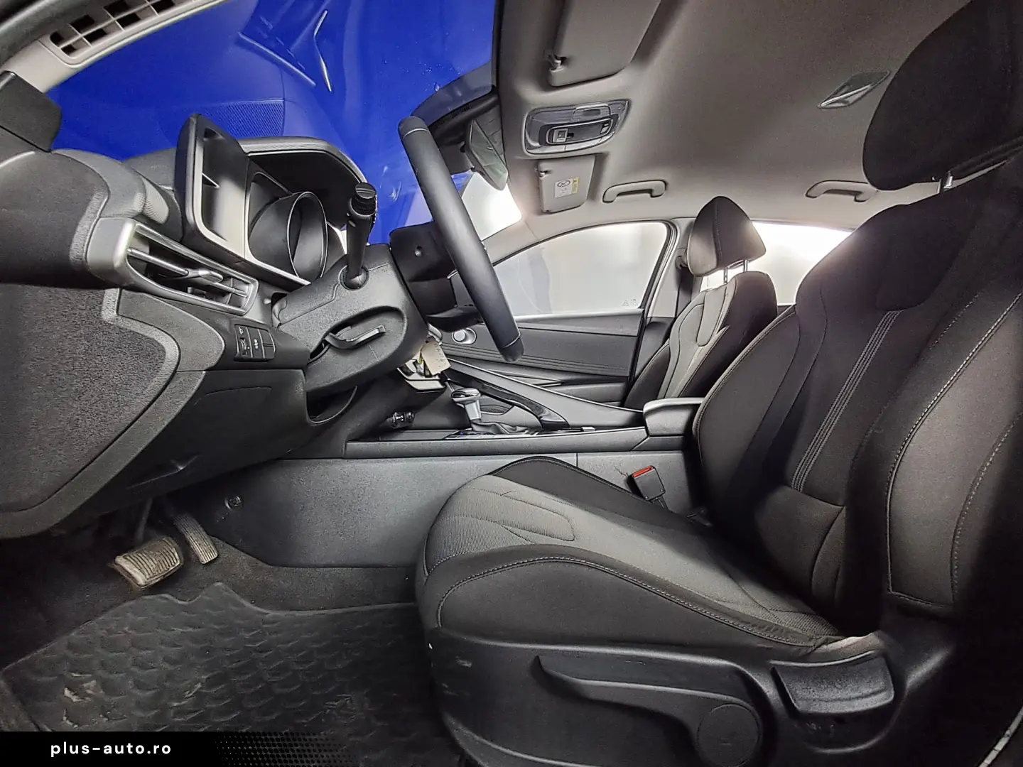 HYUNDAI ELANTRA 1.6i 122 CP 2022