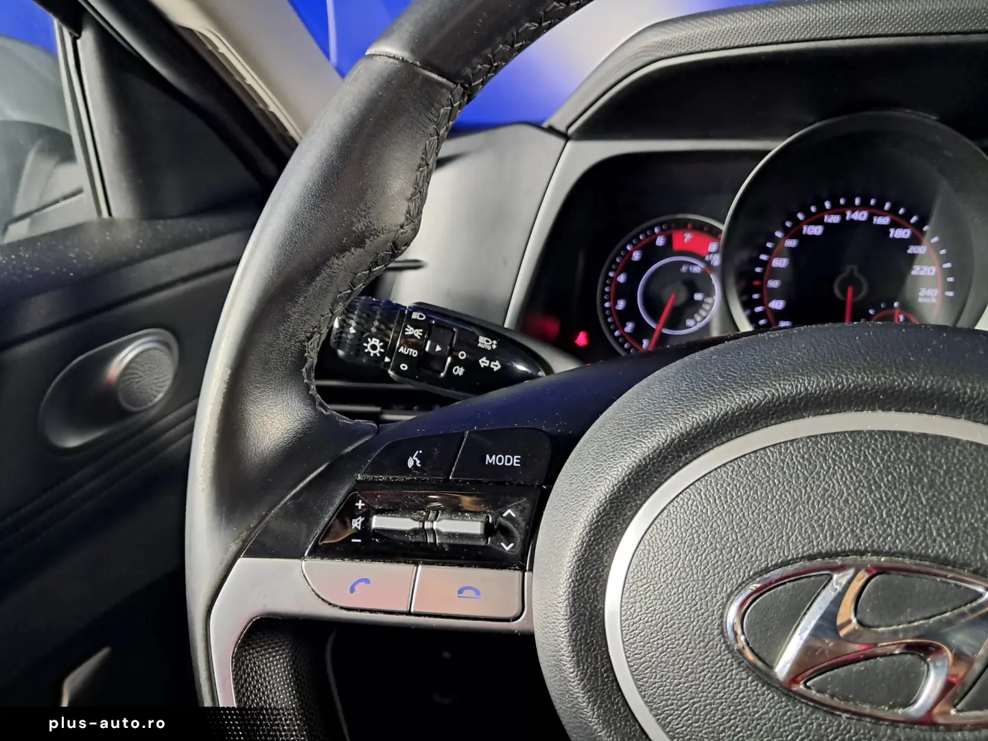 HYUNDAI ELANTRA 1.6i 122 CP 2022