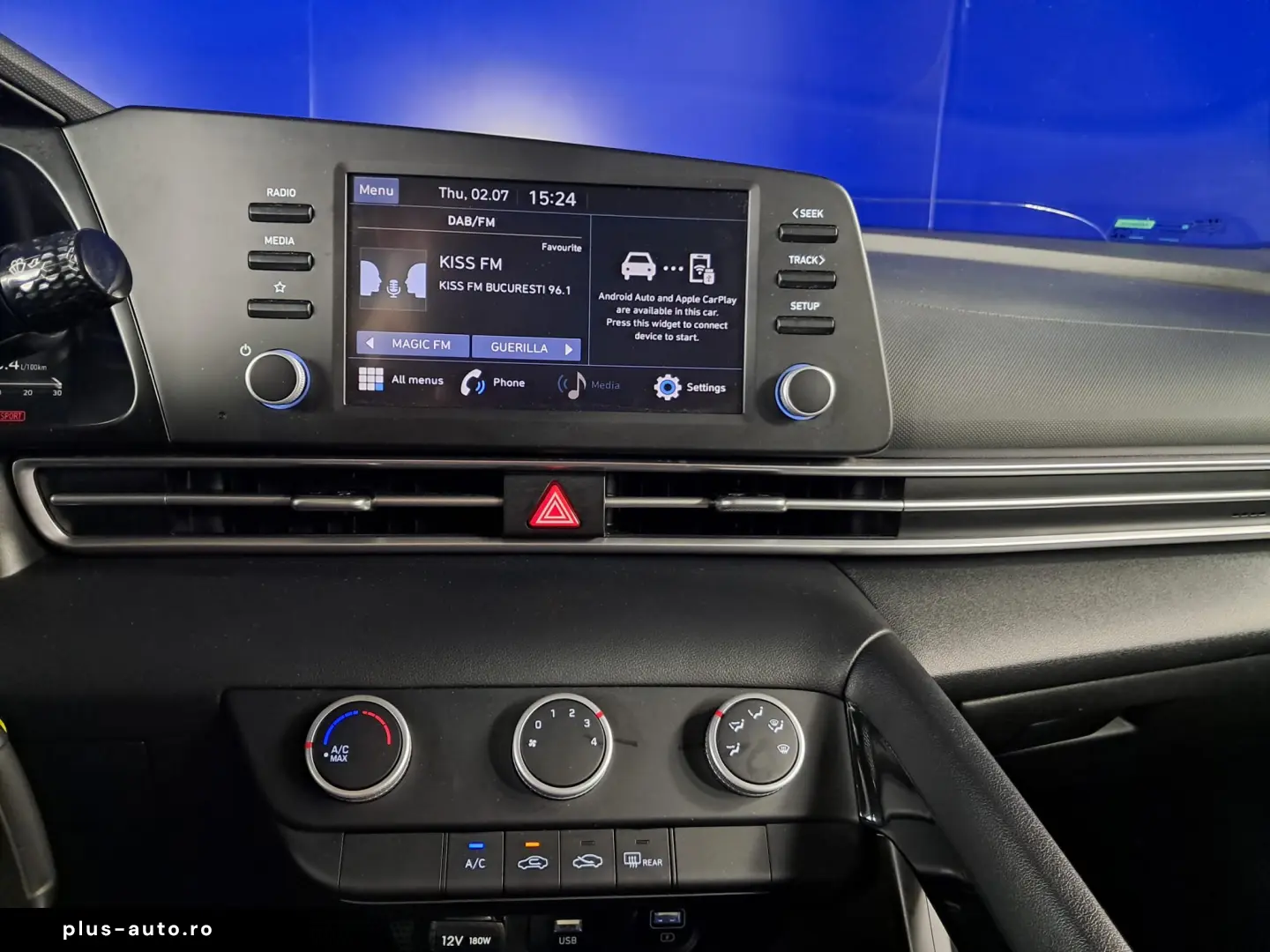 HYUNDAI ELANTRA 1.6i 122 CP 2022