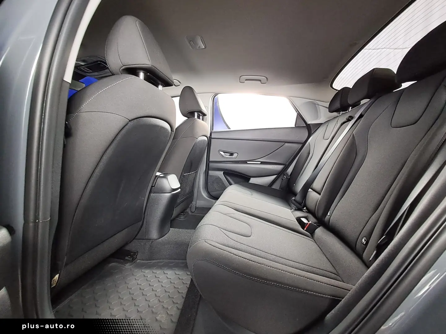 HYUNDAI ELANTRA 1.6i 122 CP 2022