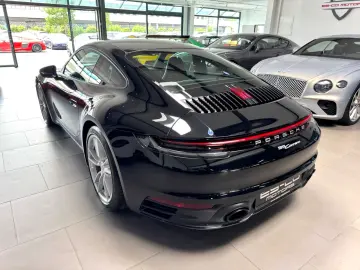 PORSCHE 911-992 CARRERA COUPE SPORTABGAS SPORTSITZE BOSE