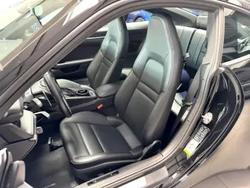 PORSCHE 911-992 CARRERA COUPE SPORTABGAS SPORTSITZE BOSE