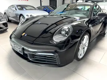 PORSCHE 911-992 CARRERA COUPE SPORTABGAS SPORTSITZE BOSE
