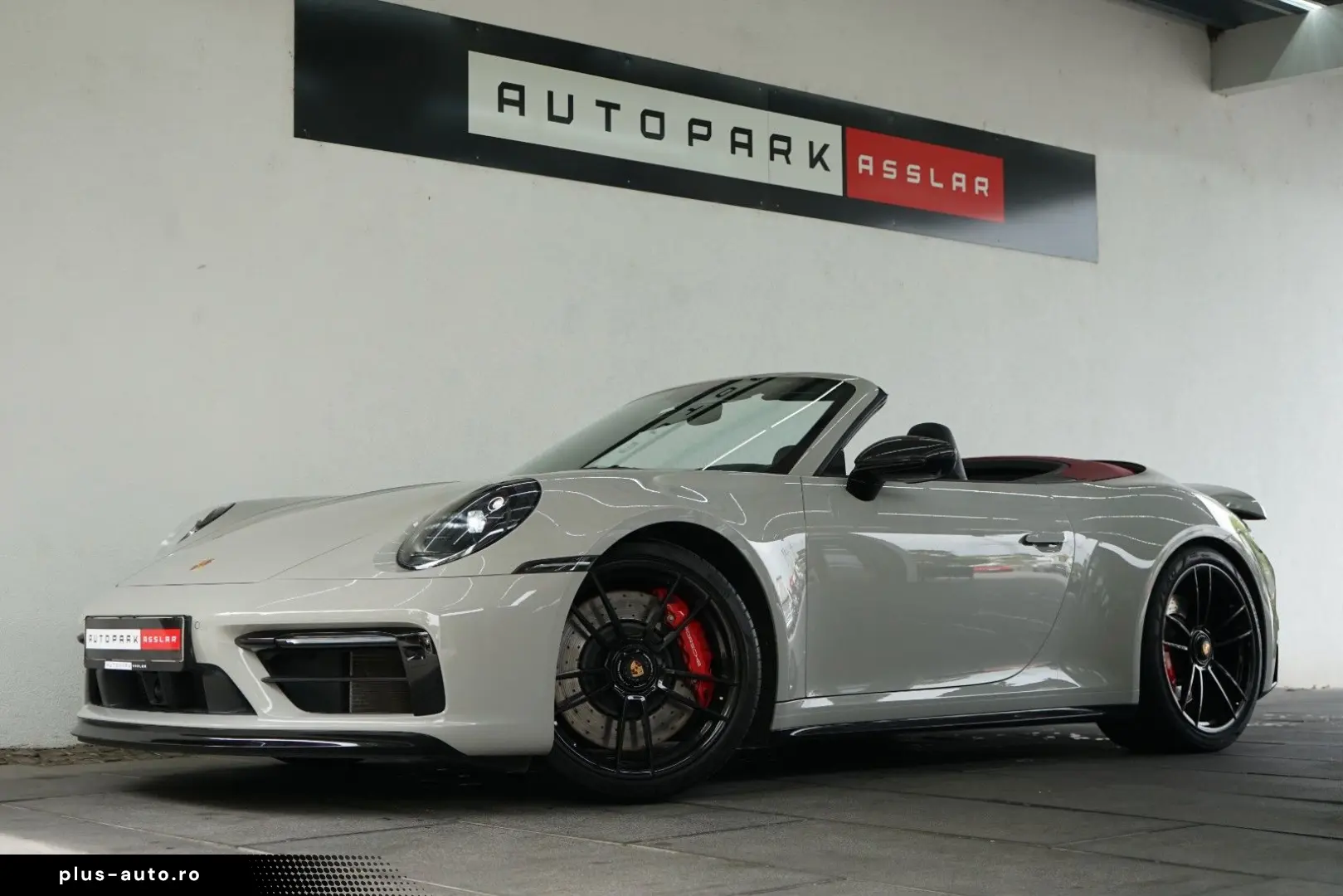 PORSCHE 911 2023 — imagine 7