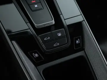 PORSCHE 911 Carrera SHZ Kam Sportabgas 21  Turbo