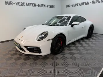 PORSCHE 911 992 Carrera 4 GTS PDK Service & Approved NEU