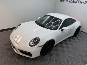 PORSCHE 911 992 Carrera 4 GTS PDK Service & Approved NEU