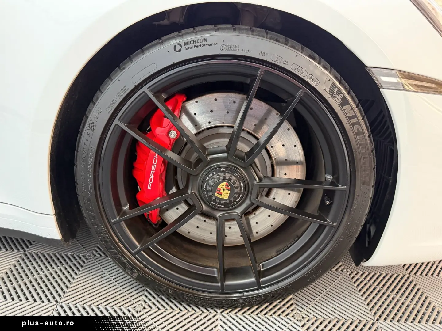 PORSCHE 911 2022 — imagine 12
