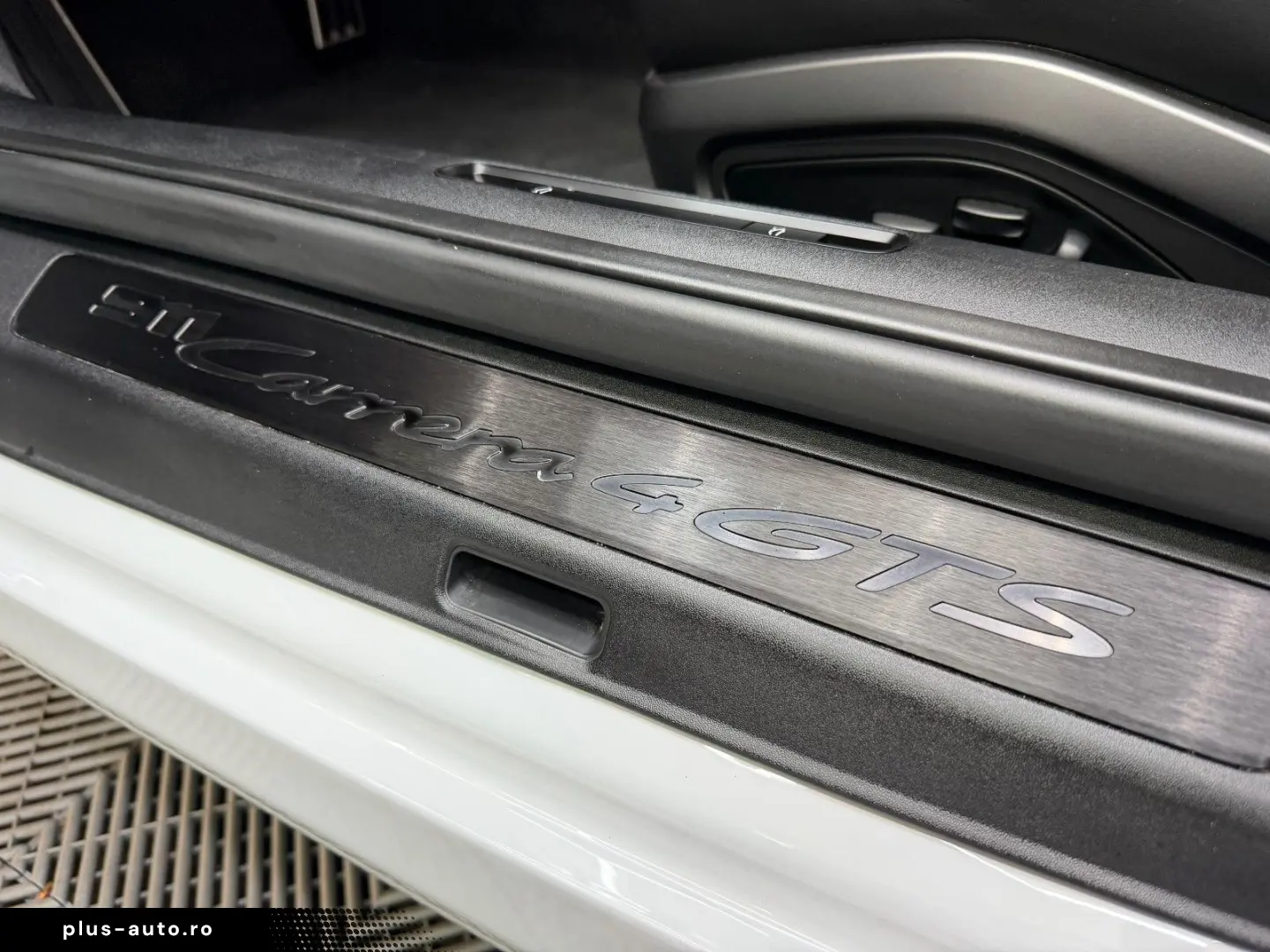 PORSCHE 911 2022 — imagine 18