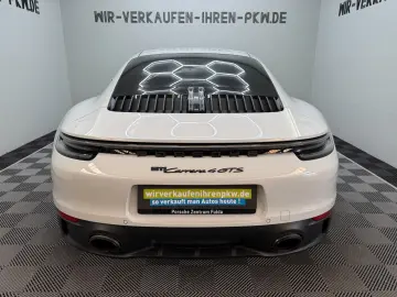 PORSCHE 911 992 Carrera 4 GTS PDK Service & Approved NEU
