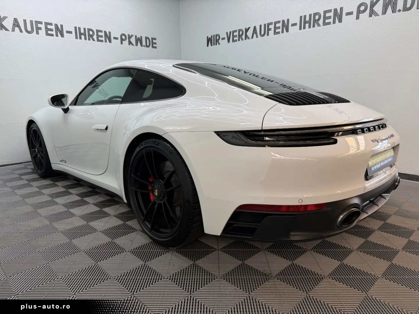 PORSCHE 911 2022 — imagine 43