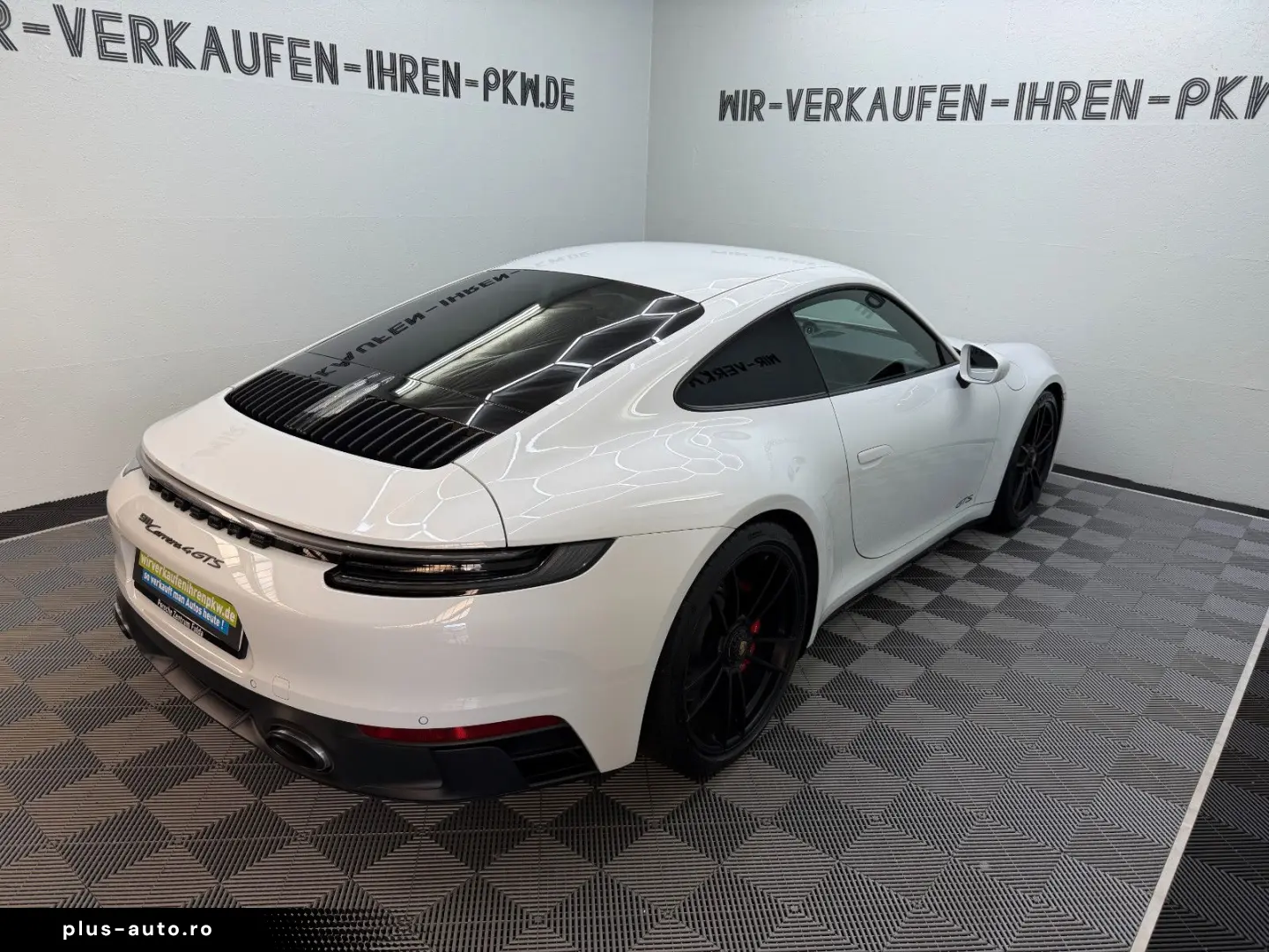 PORSCHE 911 2022 — imagine 45