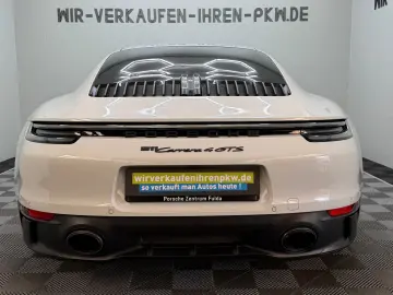 PORSCHE 911 992 Carrera 4 GTS PDK Service & Approved NEU