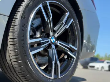 BMW 330i Touring xDrive M Sport