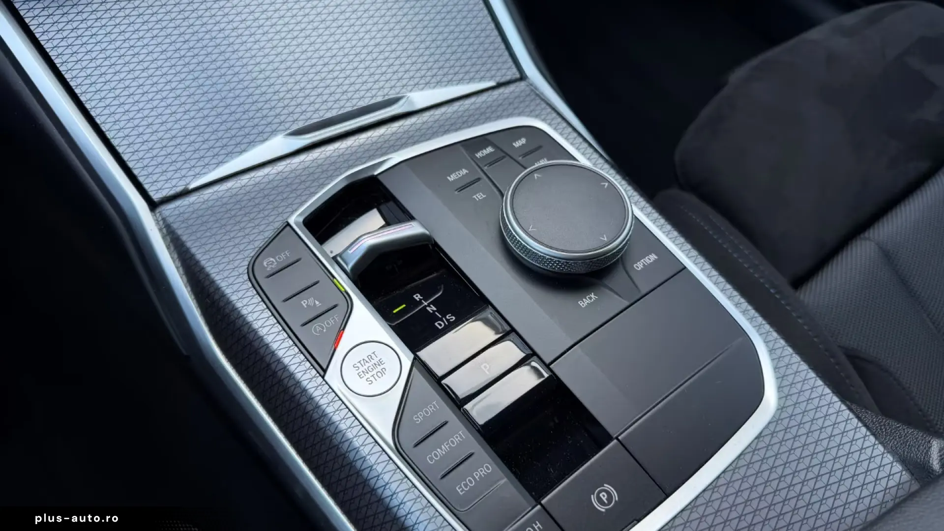 BMW 3 Series 2024 — imagine 13
